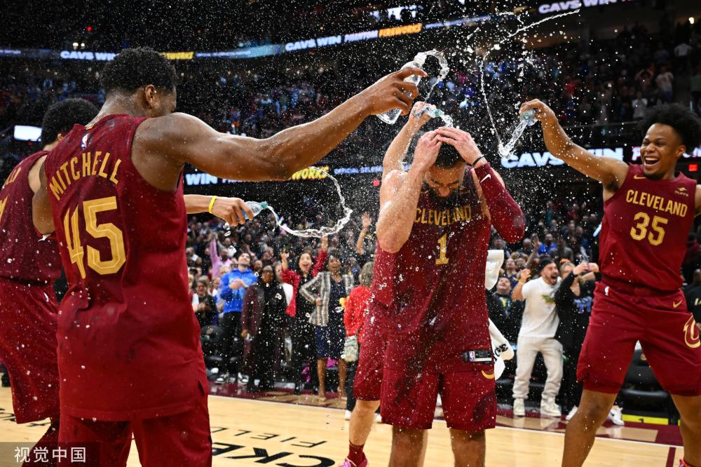 够在休赛期 够在休赛期