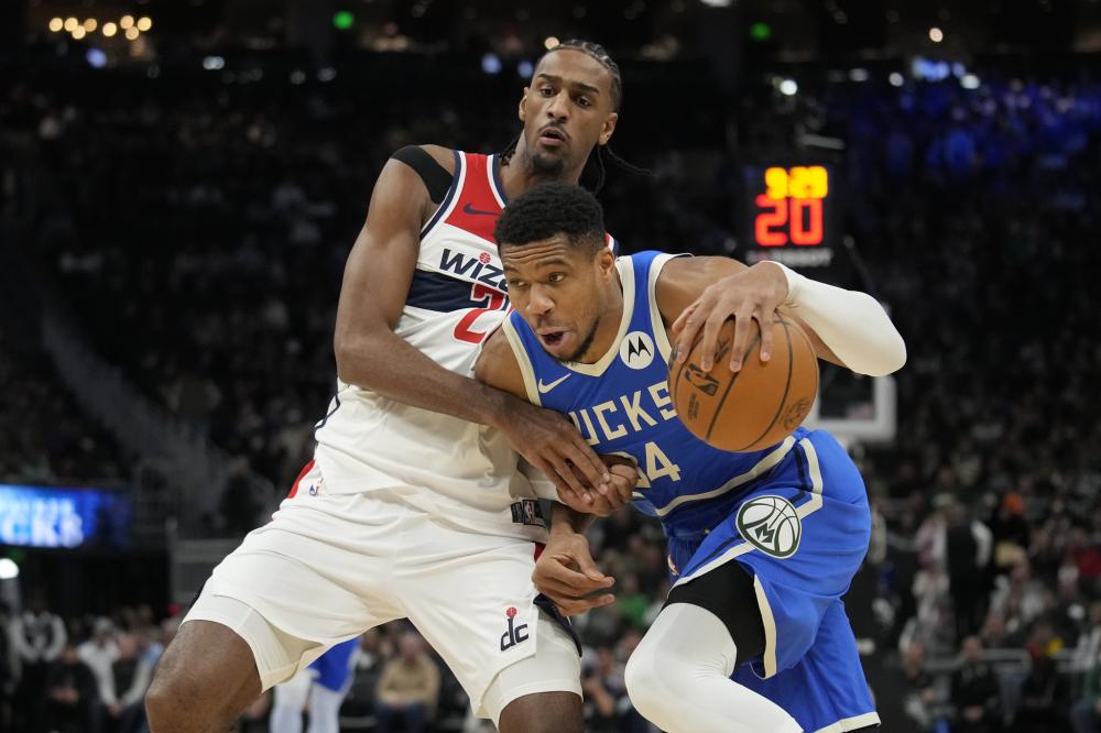 用人体彩绘 用人体彩绘